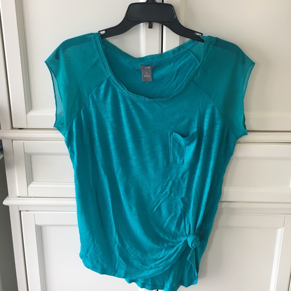 Sheer sleeve tee